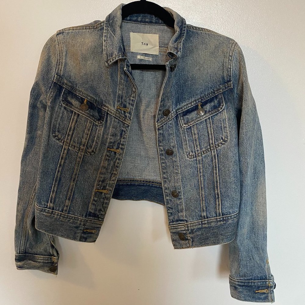 NWOT TNA Cropped Denim Jean Jacket S